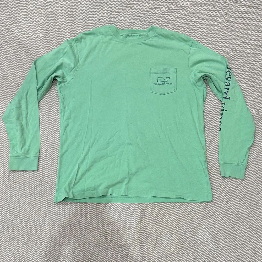 Vineyard Vines Green Long Sleeve Shirt with Pocket Mens Size Medium